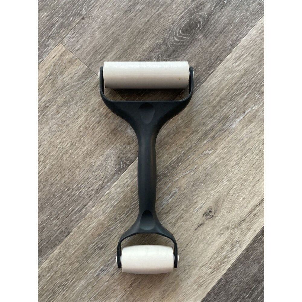 Pampered Chef Baker's Double Pastry Roller 1485 - with pick